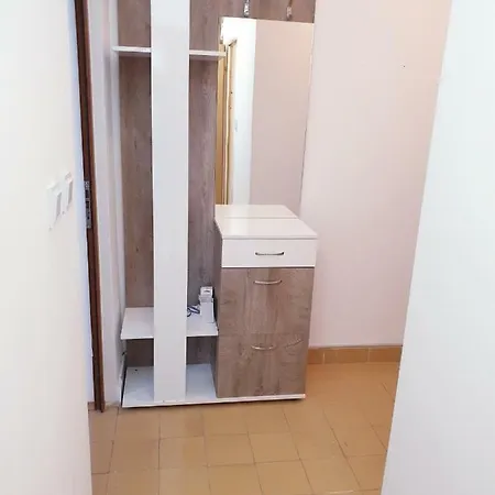 Двустаен Апартамент דירה *